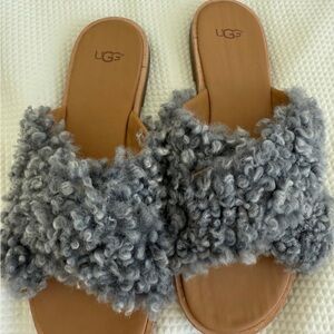 UGG Women's Cozy Gray Fluffy Slippers